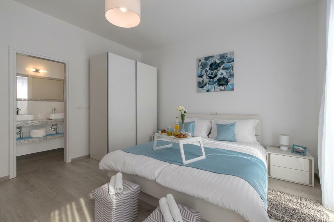 Villa Selest Умаг Екстериор снимка